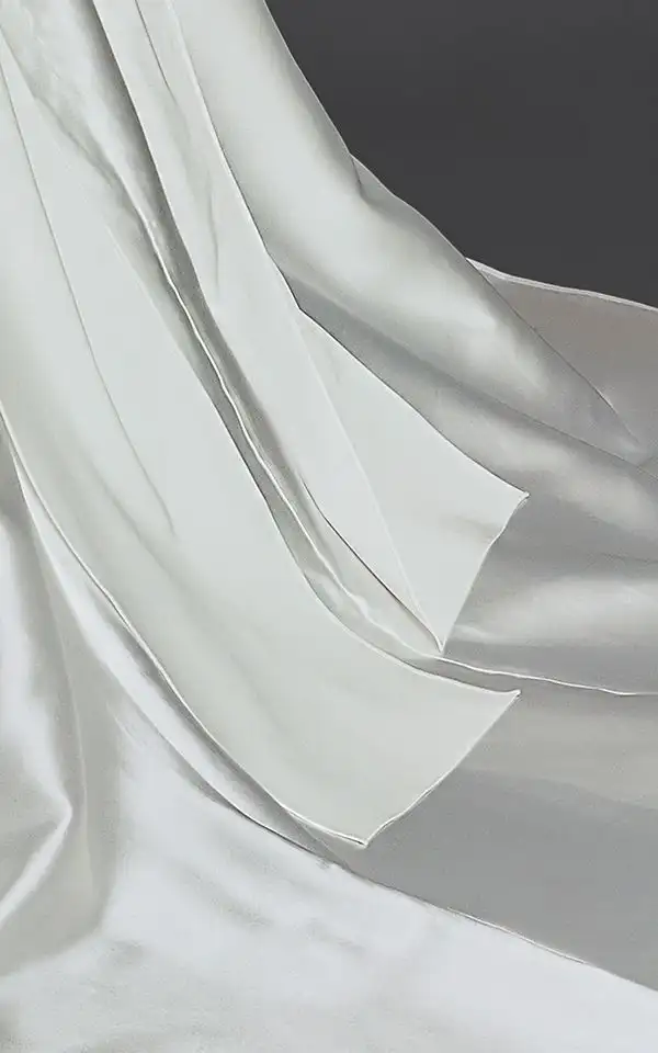 ERA CHARMEUSE SCARF