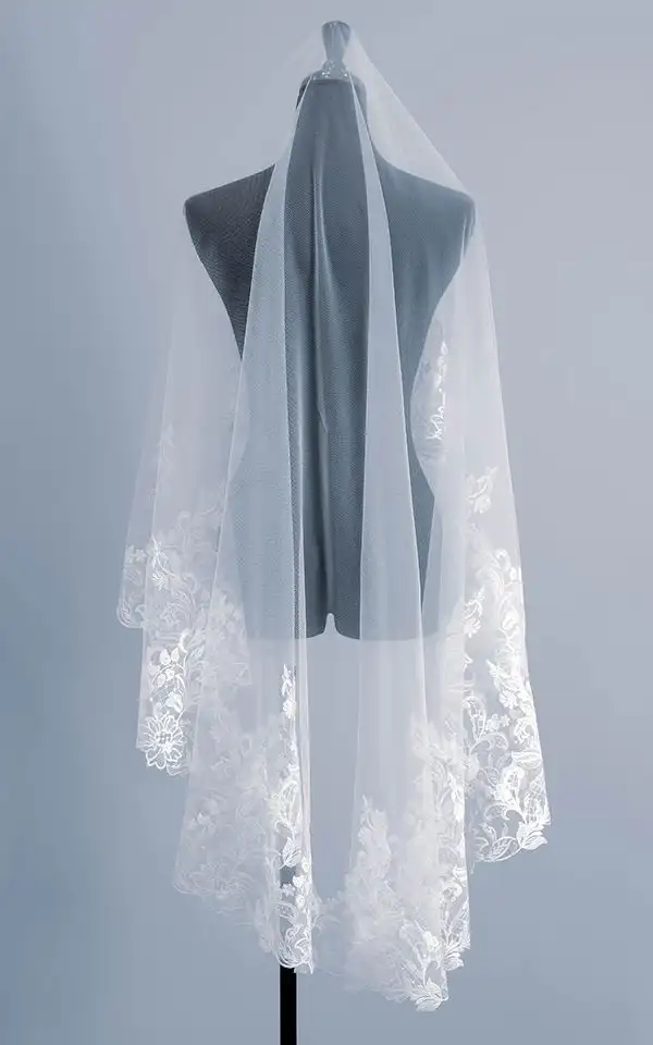 CHIPO VEIL