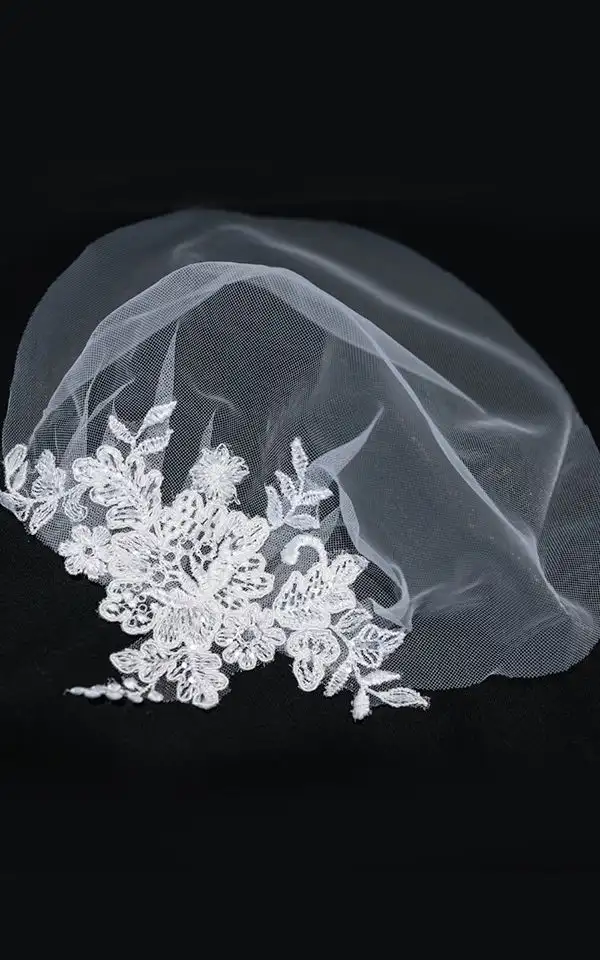 WINNI VEIL