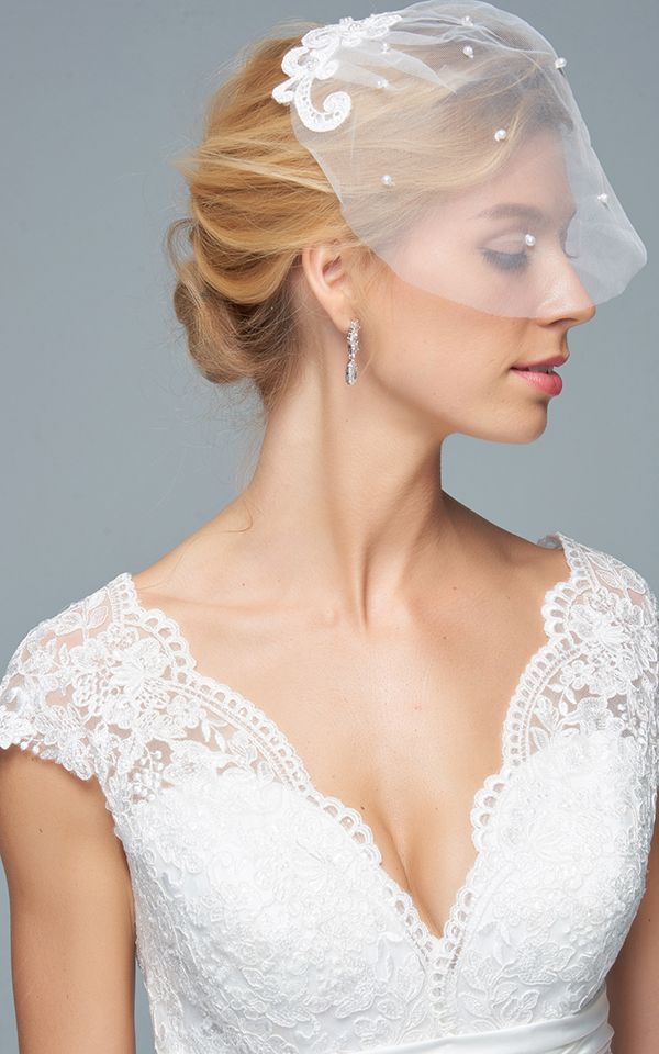 TILA VEIL