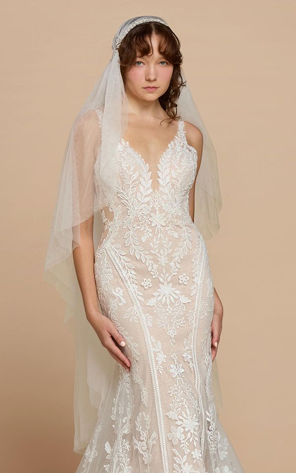 BECA VEIL